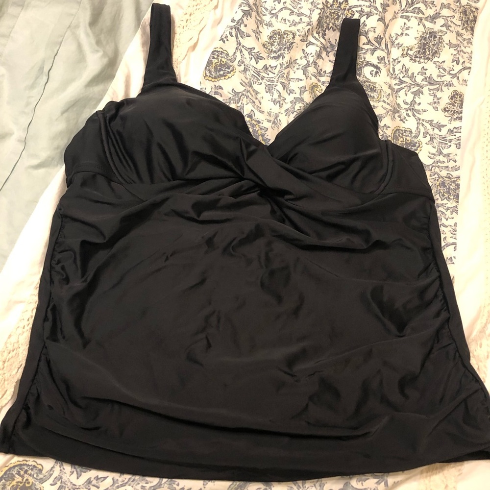 Black underwire Tankini